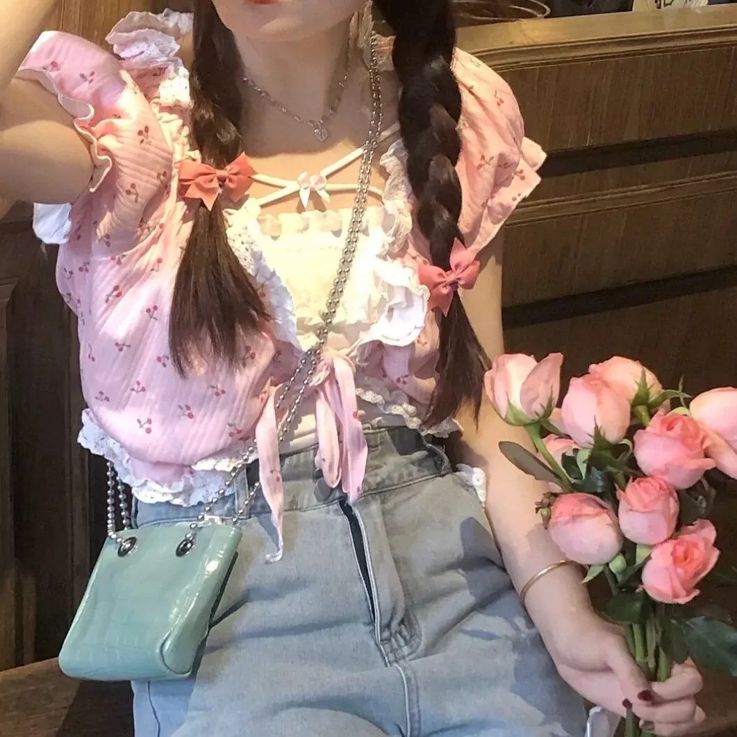 窃窃私语