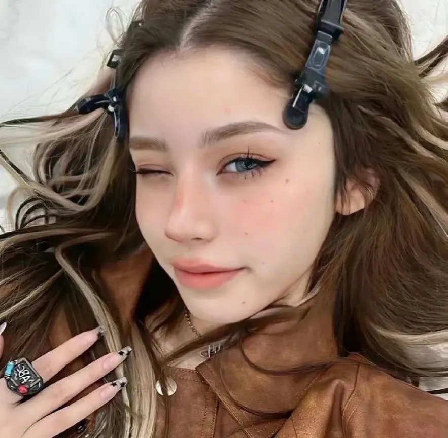 伪装者